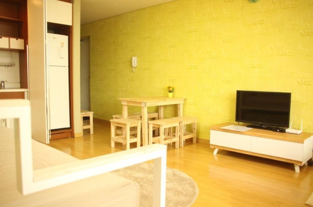 Hotel Sweet Theme